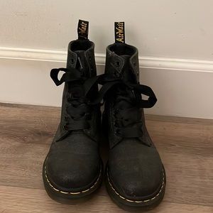 Sparky black Doc Martins (very new only worn once) size 7 WOMENS